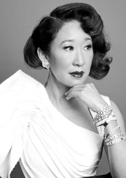 Sandra Oh photo