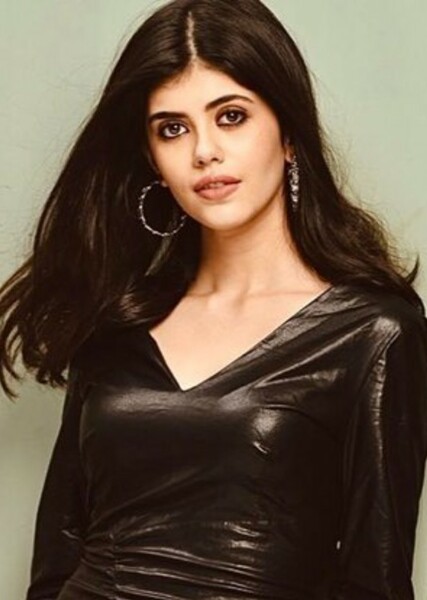 Sanjana Sanghi photo