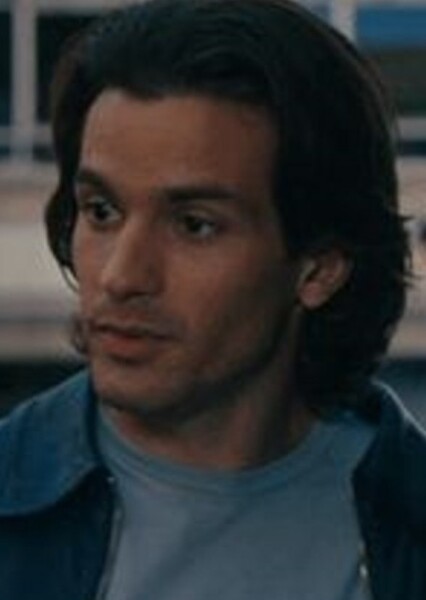 Santiago Cabrera photo