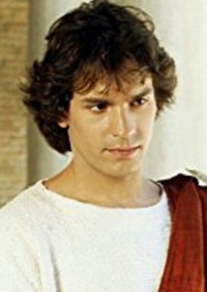 Santiago Cabrera photo