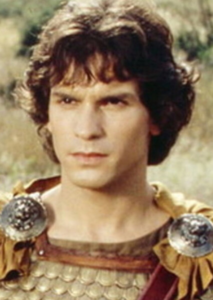 Santiago Cabrera photo