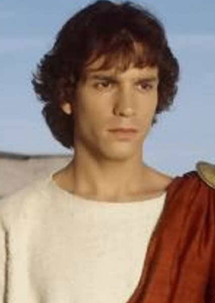Santiago Cabrera photo