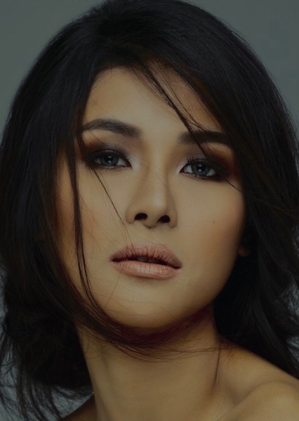 Sanya Lopez photo