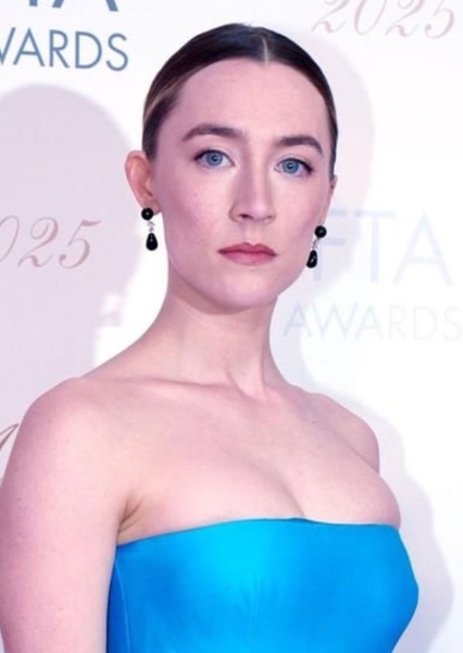 Saoirse Ronan photo
