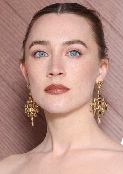 Saoirse Ronan photo