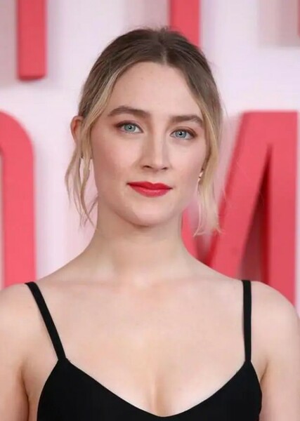 Saoirse Ronan photo