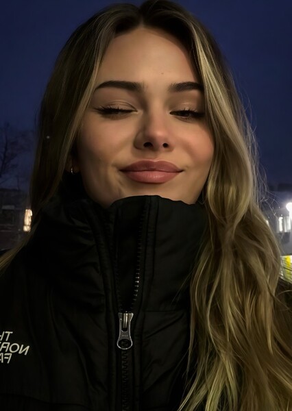 Sara Crumbleleg