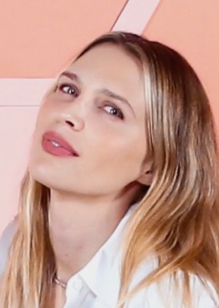 Sara Foster photo