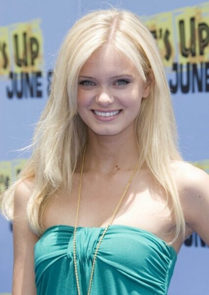 Sara Paxton