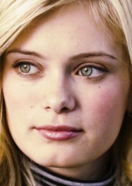 Sara Paxton photo