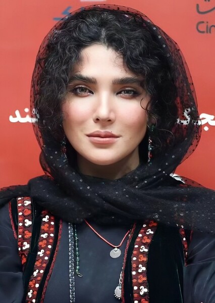 Sara Rasoulzade photo
