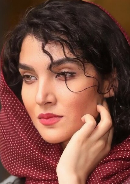 Sara Rasoulzade photo