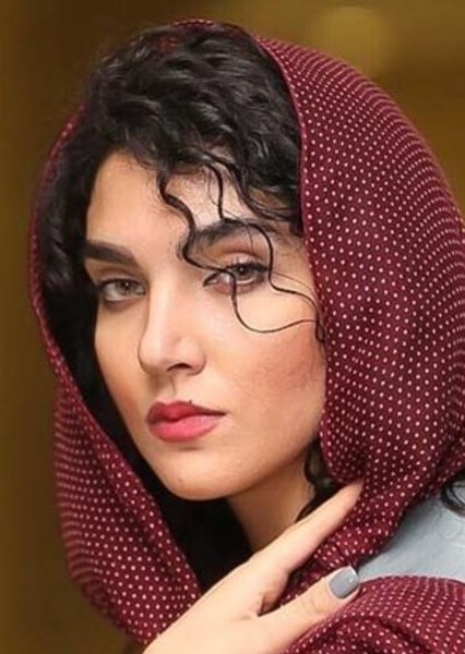 Sara Rasoulzade photo