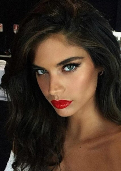 Sara Sampaio photo