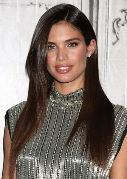Sara Sampaio photo