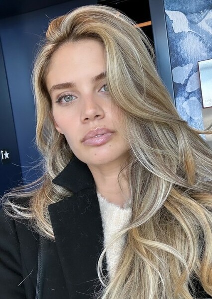 Sara Sampaio photo