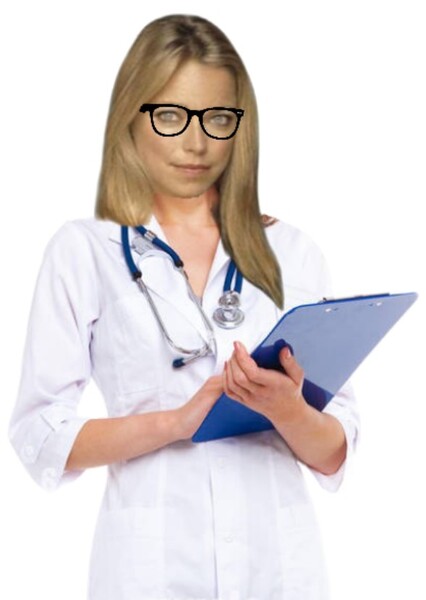 Sarah Alexander photo