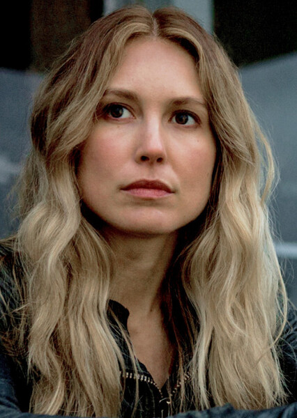Sarah Carter