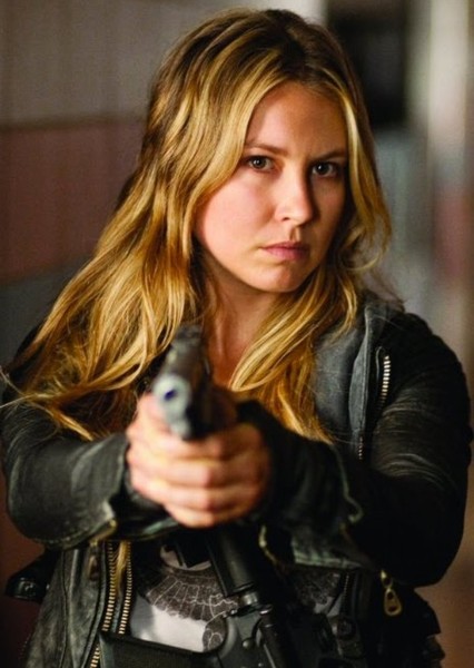 Sarah Carter photo