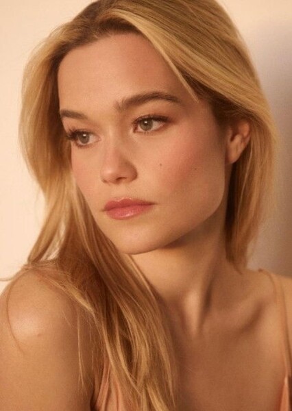 Fan Casting Sarah Catherine Hook as Victra in Red Rising on myCast