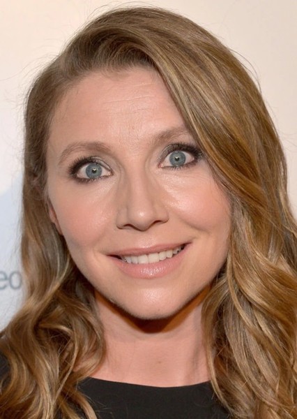 Sarah Chalke photo