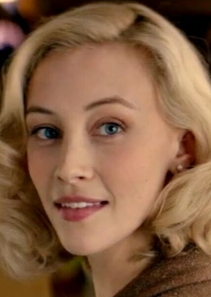 Sarah Gadon