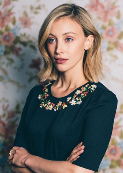 Sarah Gadon