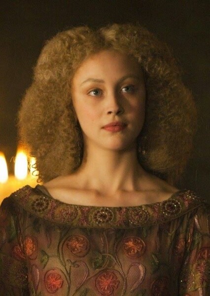 Sarah Gadon photo