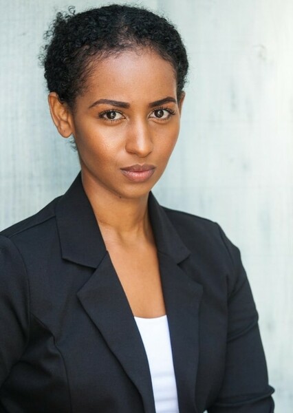 Sarah Hassan photo