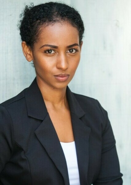Sarah Hassan photo