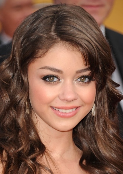 Sarah Hyland photo