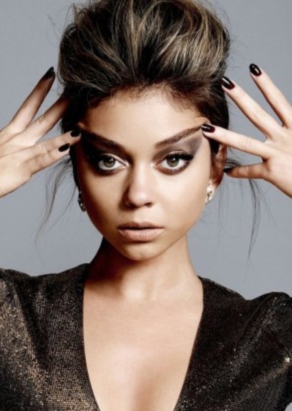 Sarah Hyland photo