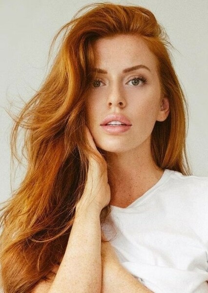 Sarah Johnson photo
