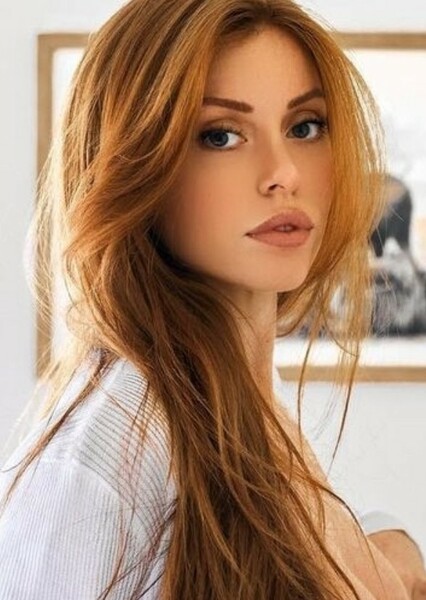 Sarah Johnson photo