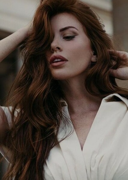 Sarah Johnson photo