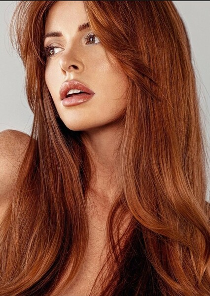 Sarah Johnson photo
