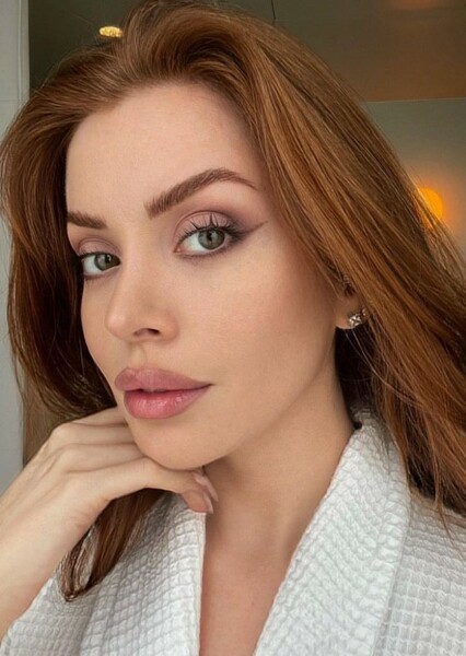 Sarah Johnson photo
