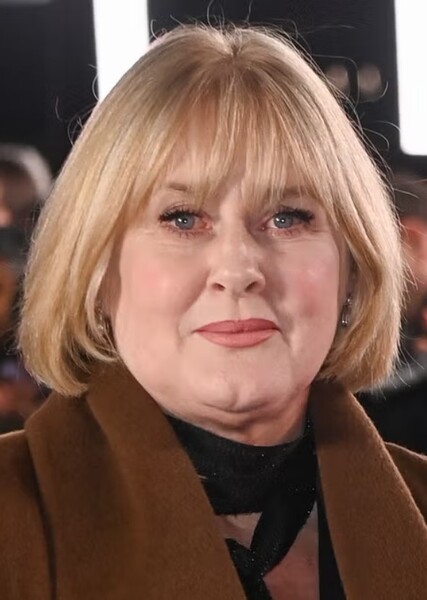 Sarah Lancashire photo