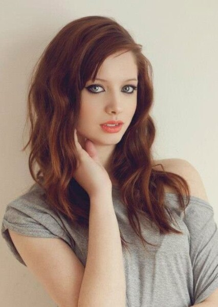 Sarah Louise Madison photo