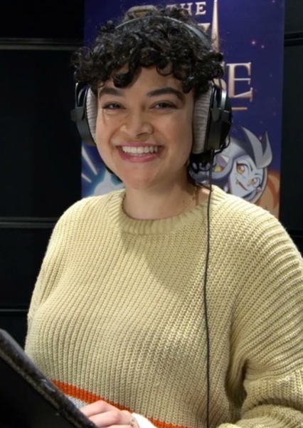 Sarah-Nicole Robles photo