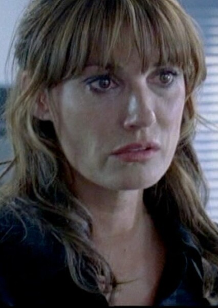 Sarah Parish photo