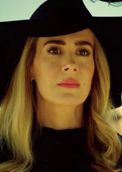 Sarah Paulson photo