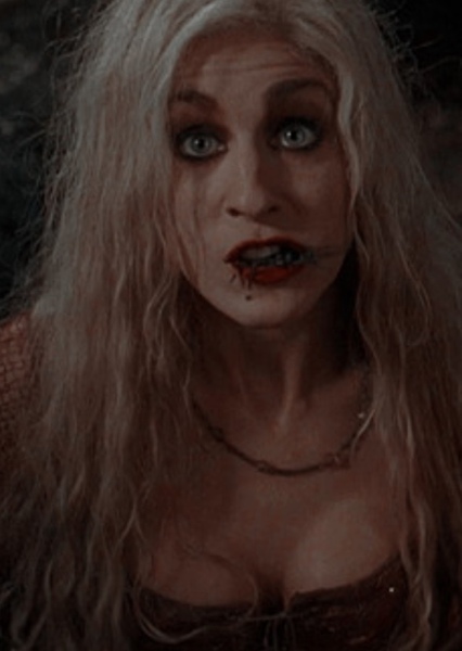 Sarah Sanderson photo