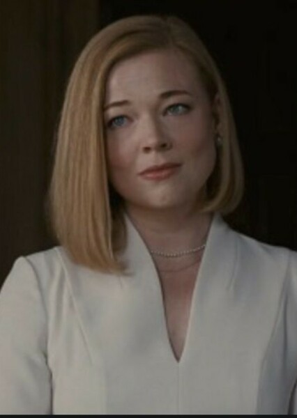 Sarah Snook photo