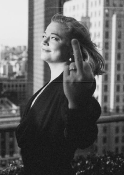 Sarah Snook photo