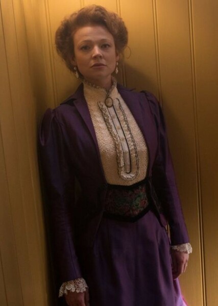 Sarah Snook photo