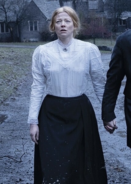Sarah Snook photo
