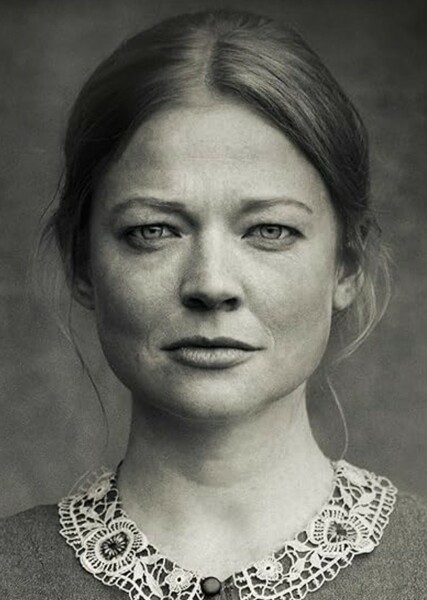 Sarah Snook photo