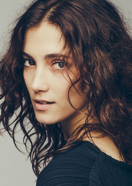 Sarah-Sofie Boussnina photo