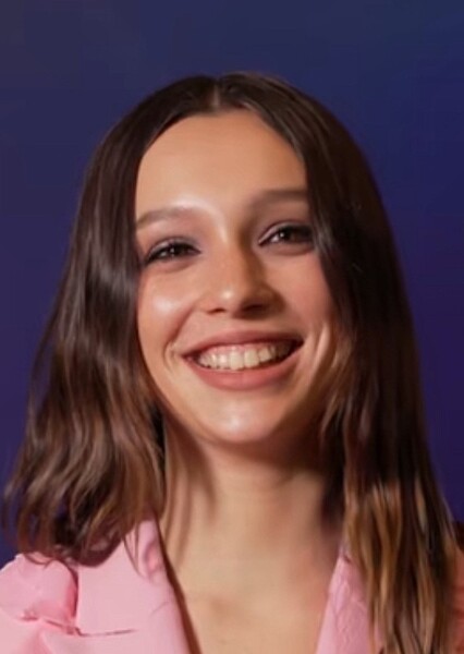 Sarah Toscano photo